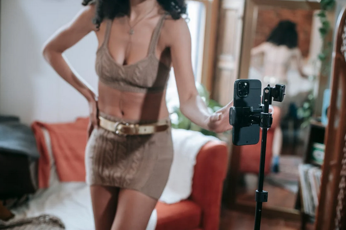 cam model